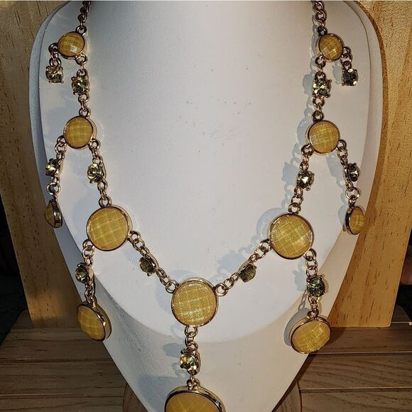 Vintage Yellow Lucite Goldtone NWOT 19"+2" - Picture 2 of 6